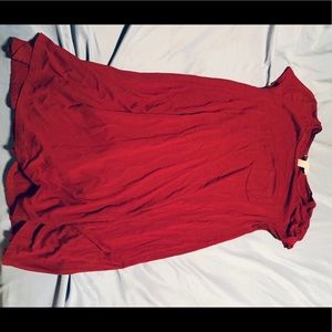 Burgundy T-shirt dress with pocket in the front